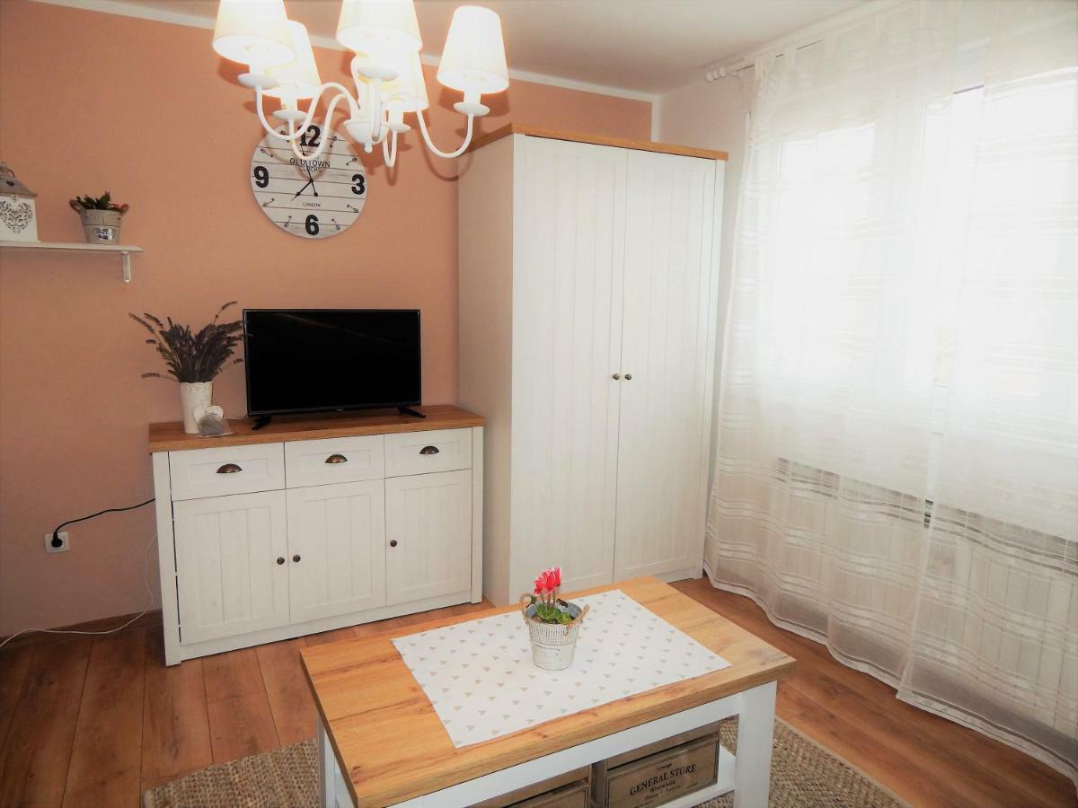 וואראז'דין Studio Apartman Tvrtko מראה חיצוני תמונה